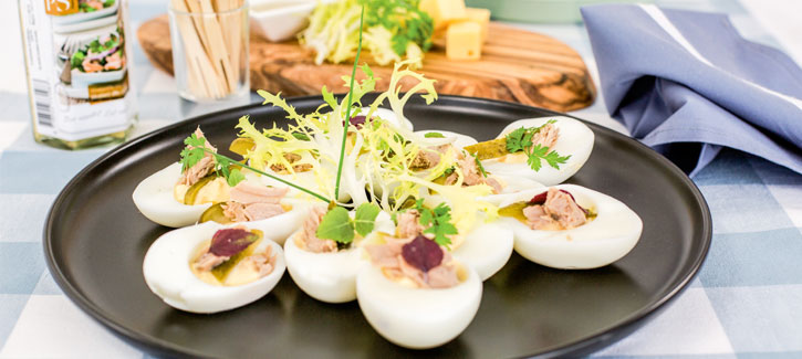 Gefüllte Eier mit Thunfischsalat