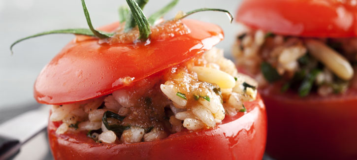 Gefüllte Tomate aus dem Ofen