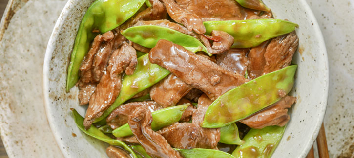 Rendang mit Zuckerschoten