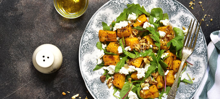 Kürbissalat mit Feta und Walnuss