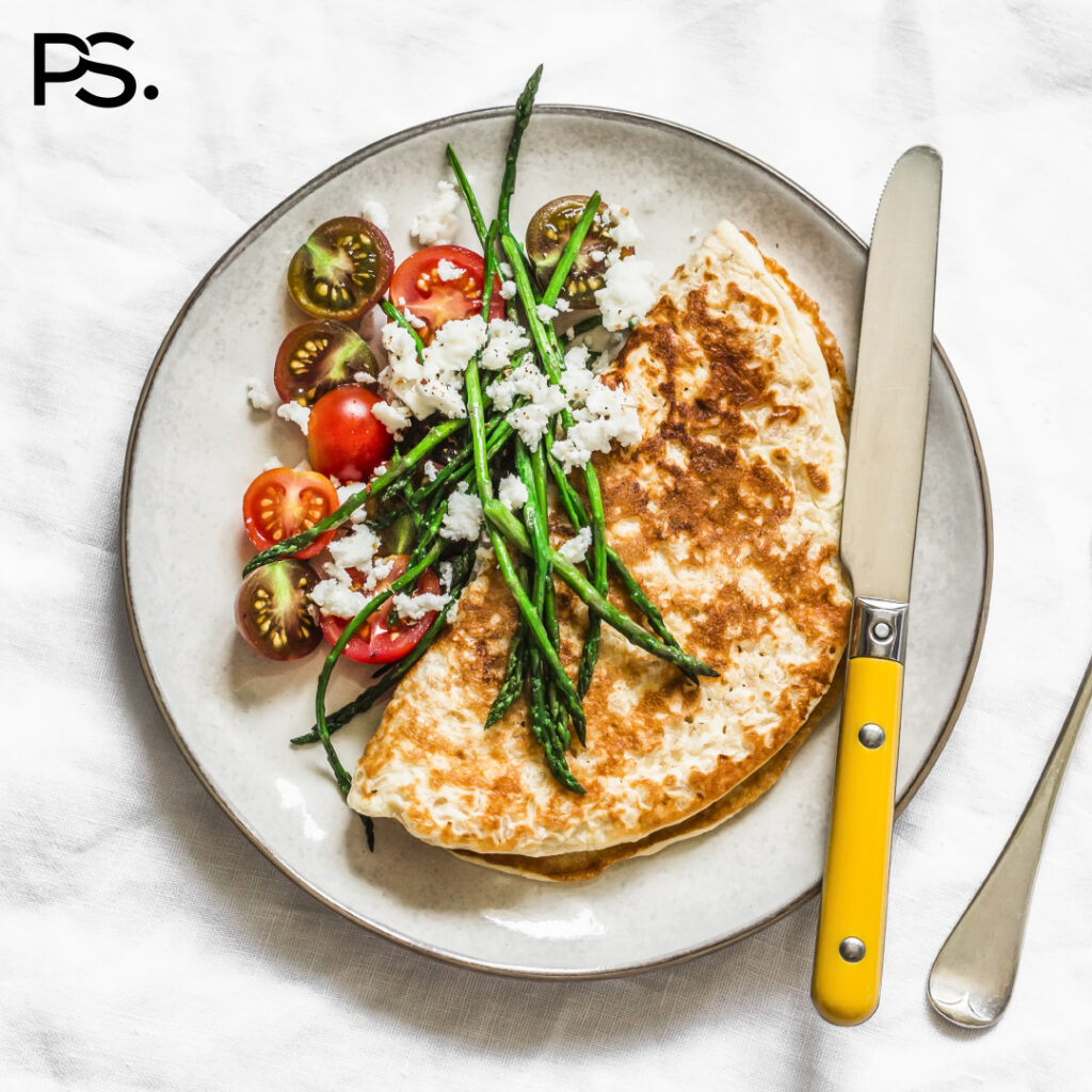 Wrap mit grünem Spargel und Ziegenkäse