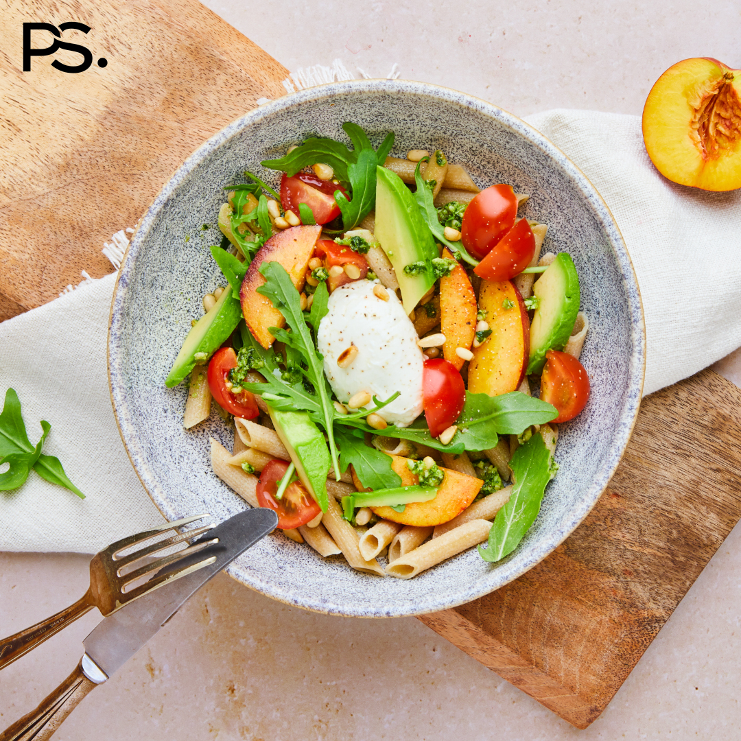 Sommerlicher Nudelsalat mit Mozzarella und Nektarine