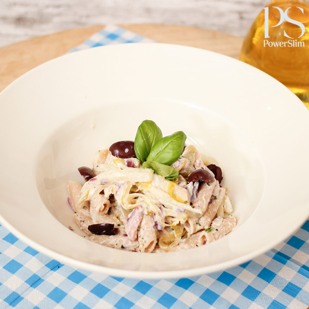 Cremige Penne mit Schinken und Chicorée