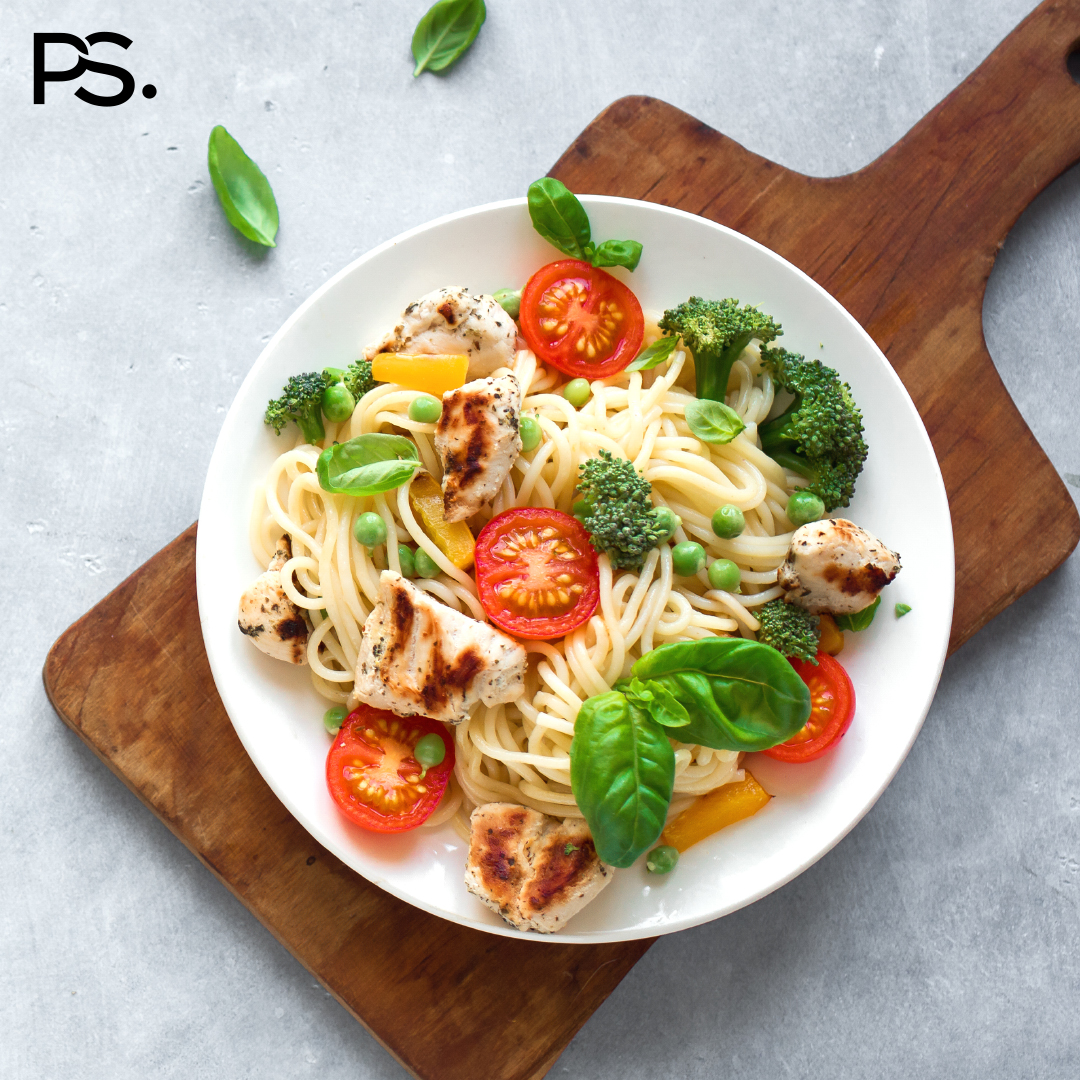 Spaghetti mit Hähnchen und Gemüse