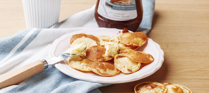 Poffertjes mit Karamell-Meersalz-Sirup